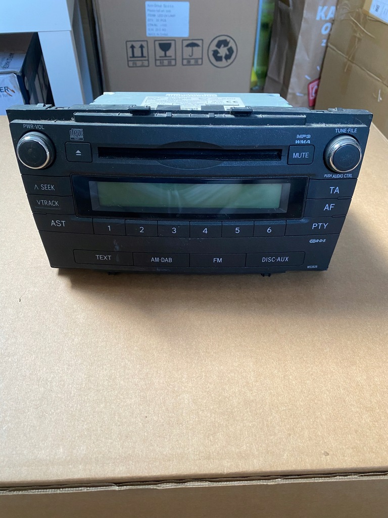 фото №1, Toyota avensis t27 радіо cd 09-