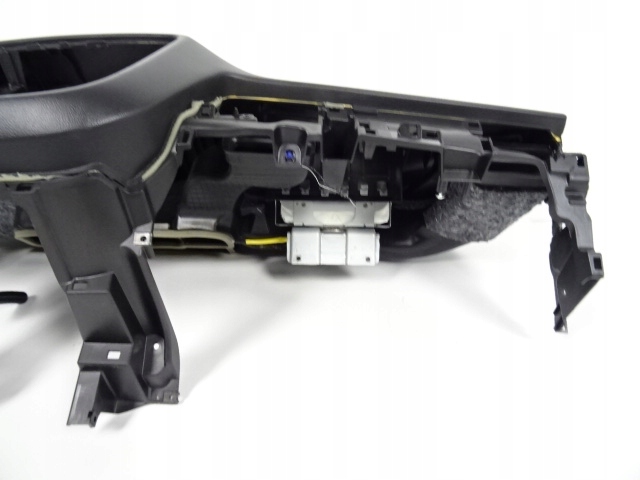 фото №6, Outlander iii lift консоль приборная панель приборная панель подушка безопасности подушки безопасности ремни