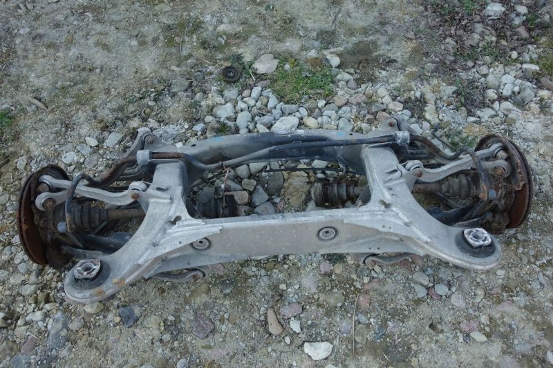 фото №5, Балка задняя подвеска комплект mercedes w220 s500