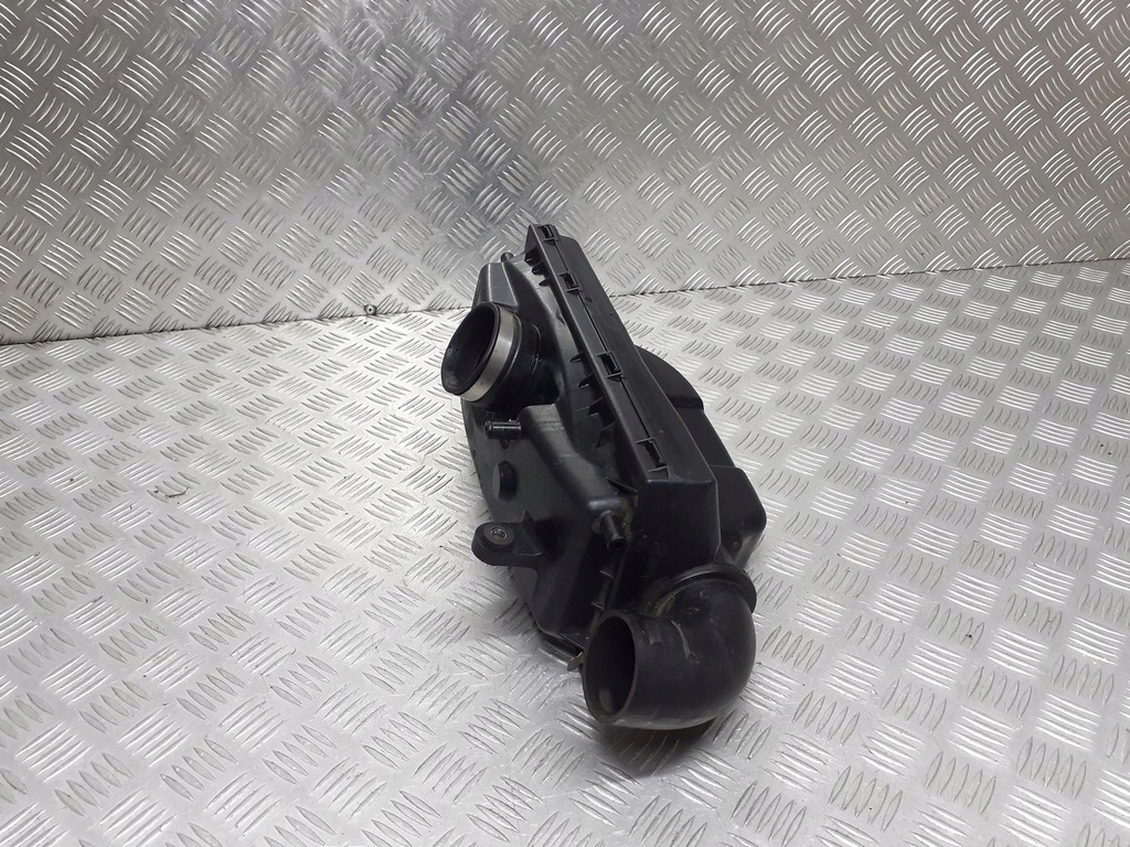 фото №3, Корпус фильтра воздуха subaru forester