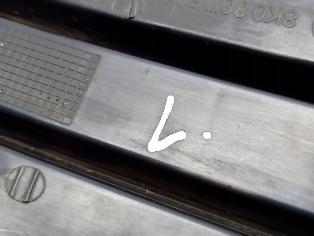 фото №12, Audi a4 s4 b8 8k 2009 левая сторона решётка противотуманной фары