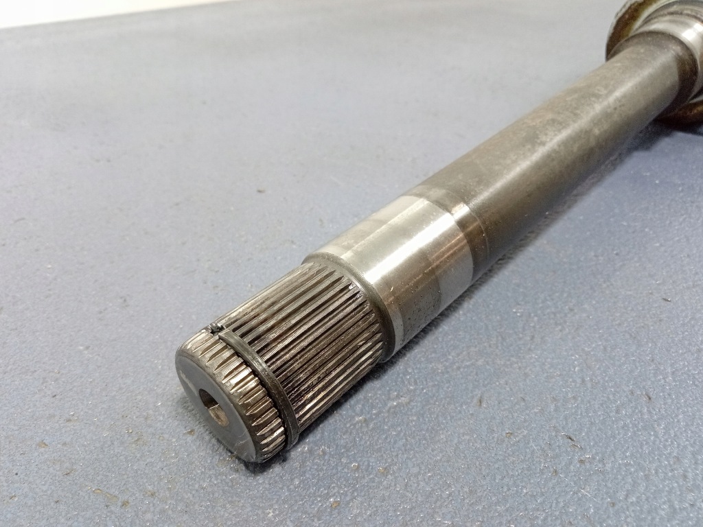 фото №2, Cherokee wk2 3.0 crd приводной вал правая перед