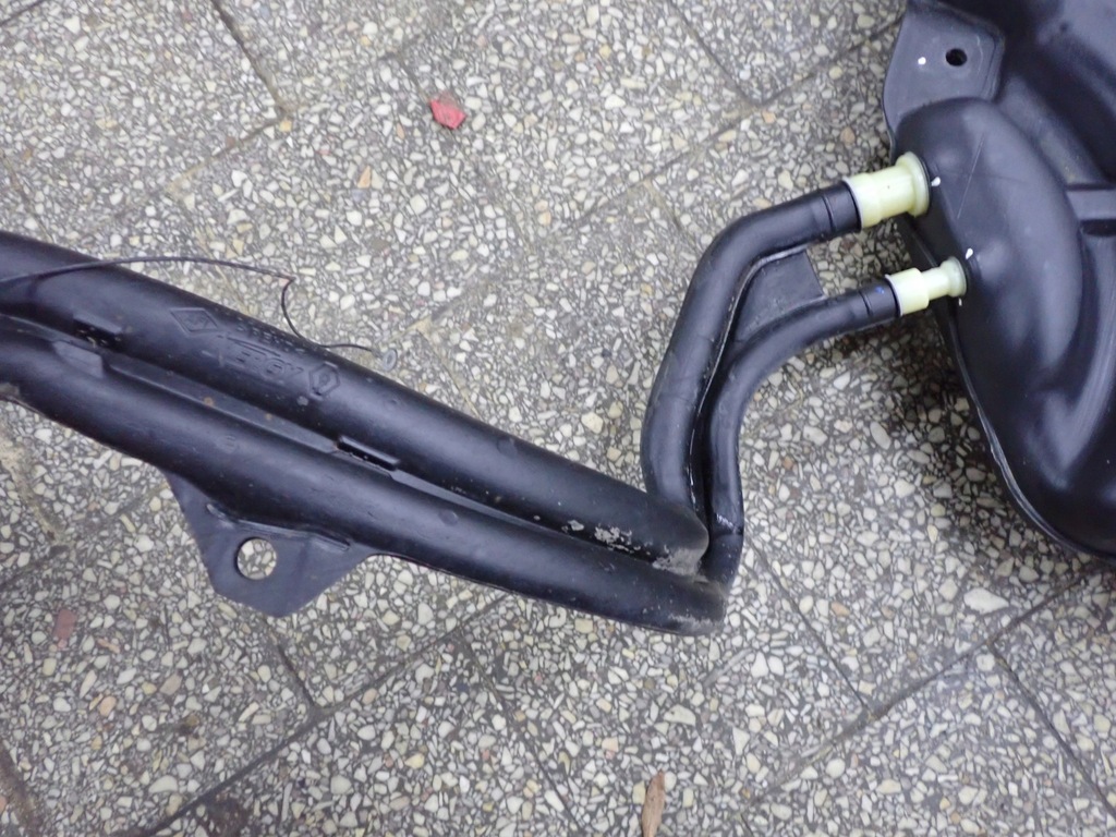 фото №10, Бак bak заливная горловина топлива dacia dokker 1.6 sce 2018 eu 8201163425 172020997r