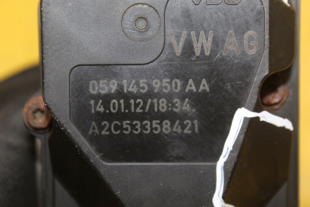фото №11, Дроссельная заслонка 059145950aa cla a6 c7 3.0 tdi