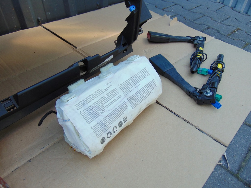 фото №10, Консоль приборная панель подушка безопасности натяжители комплект opel astra h