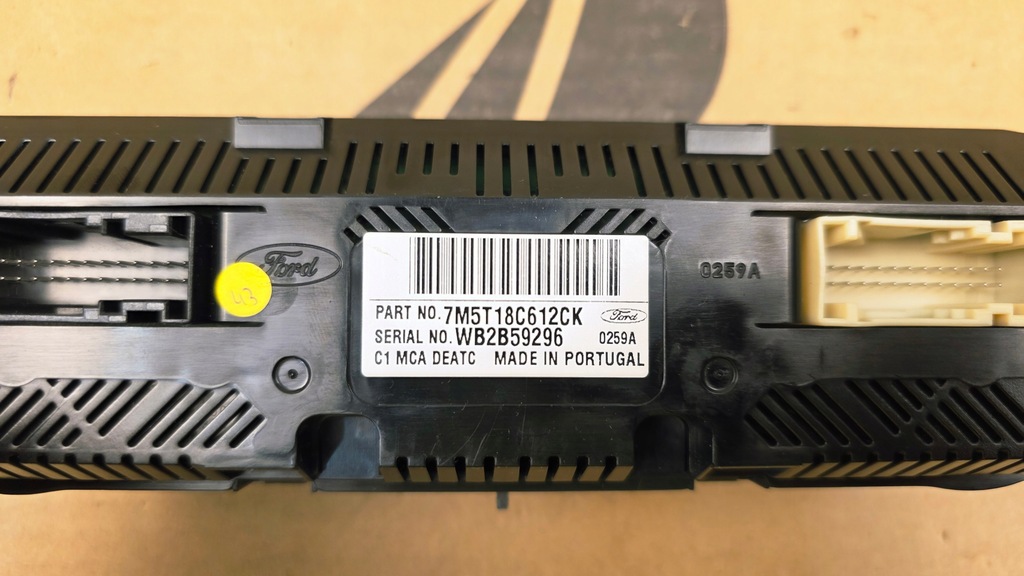 фото №16, Ford kuga mk1 c-max i fl focus mk2 lift панель кондиционера обдув 2010 rok