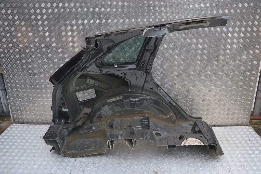 фото №7, Левая задняя четверть – porsche cayenne 7p5 lift – lc9x