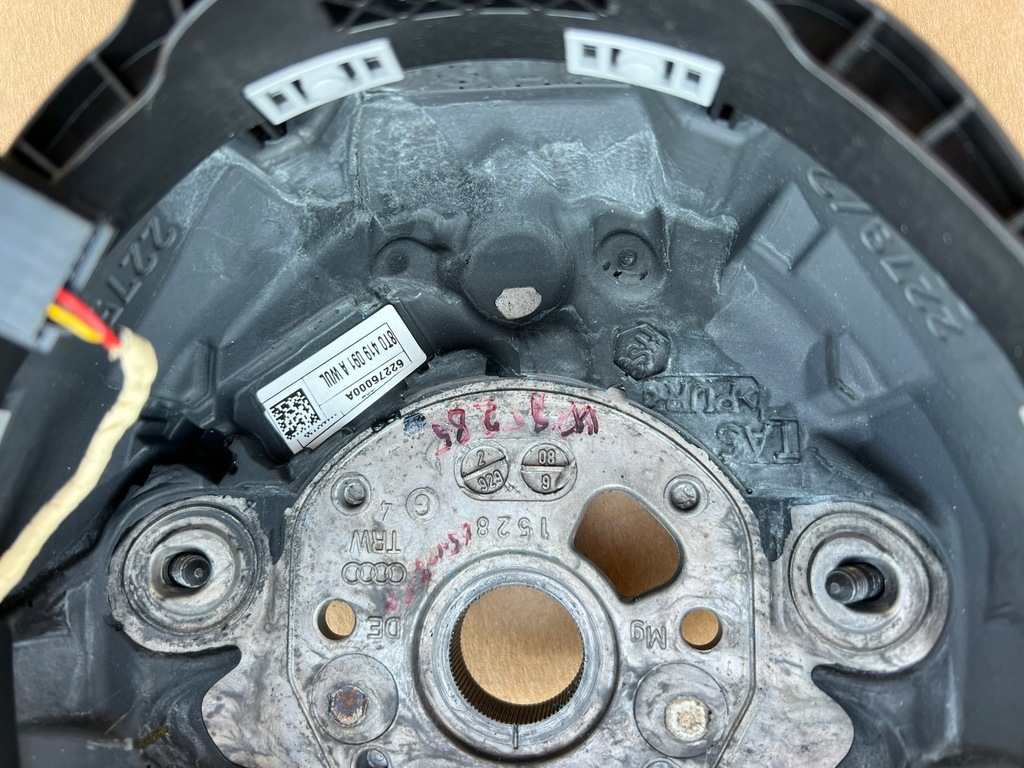 фото №10, Audi a4 b8 a5 8t воздуховод кожа 8t0419091 czarna