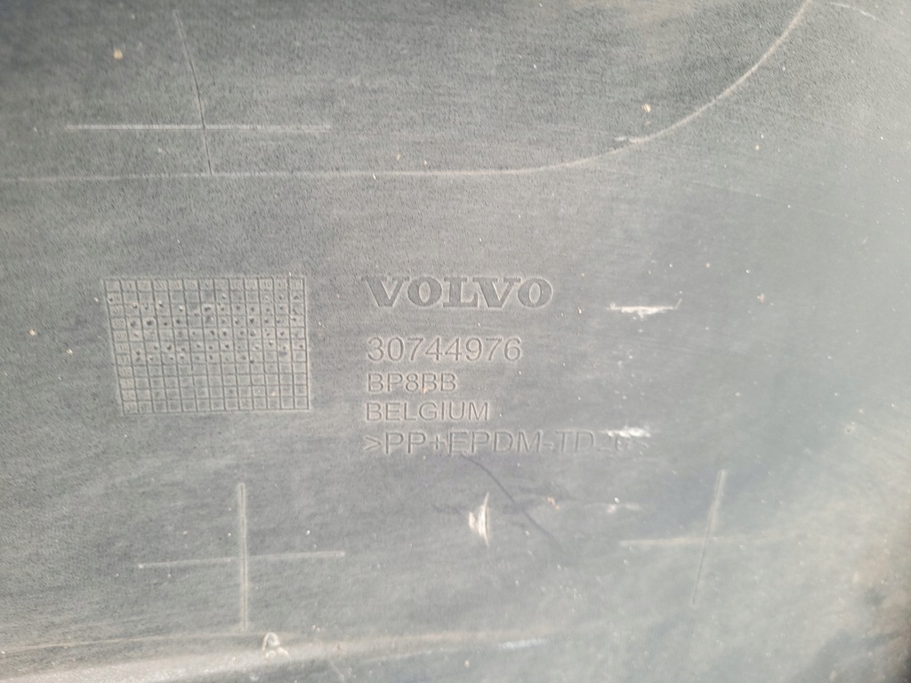 фото №11, Volvo s40 ii v50 | бампер перед передній lift 30744976 | 0837