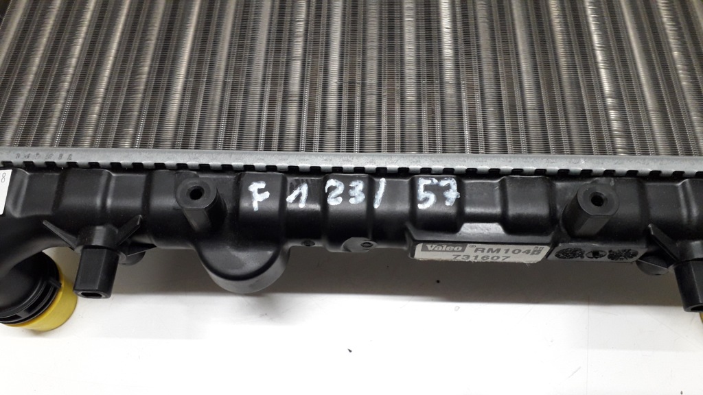 Vw golf 4 iv 1.4 радиатор воды valeo 731607 -новая с Разборки