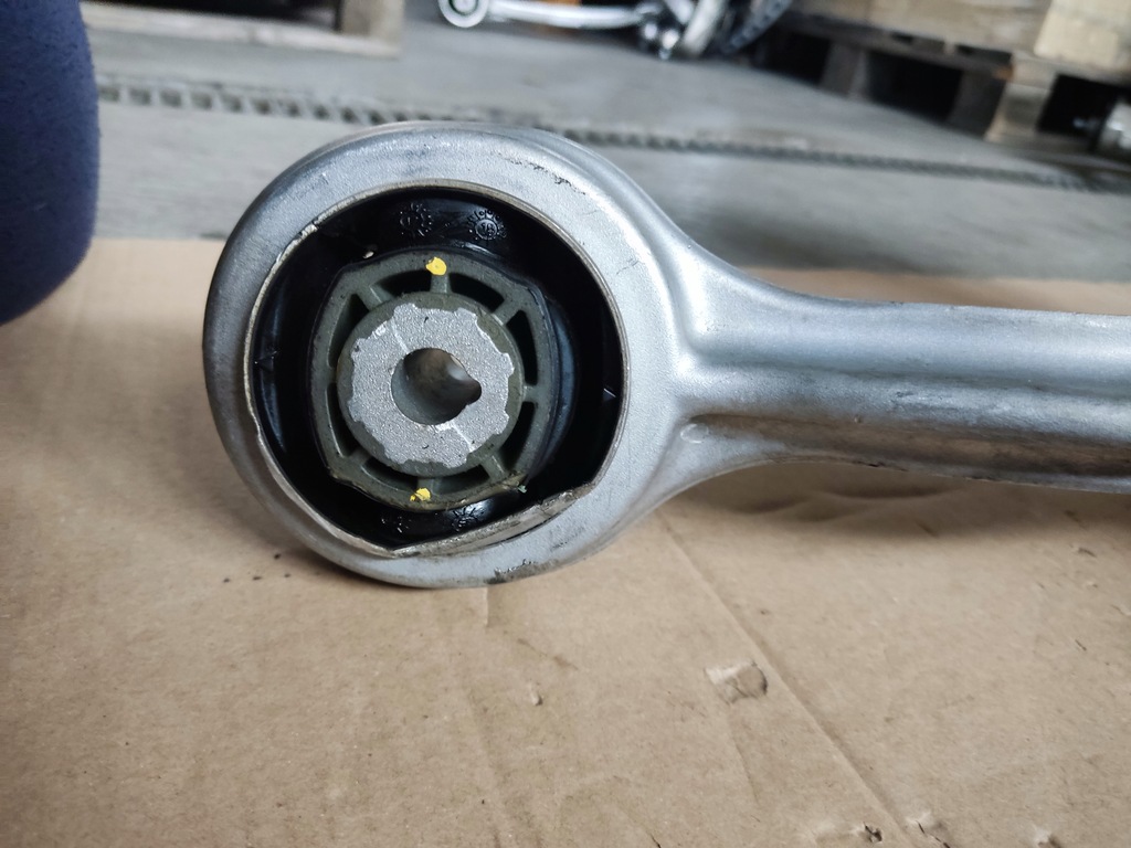 фото №5, Поворотный кулак mercedes w222 правый перед 2222001