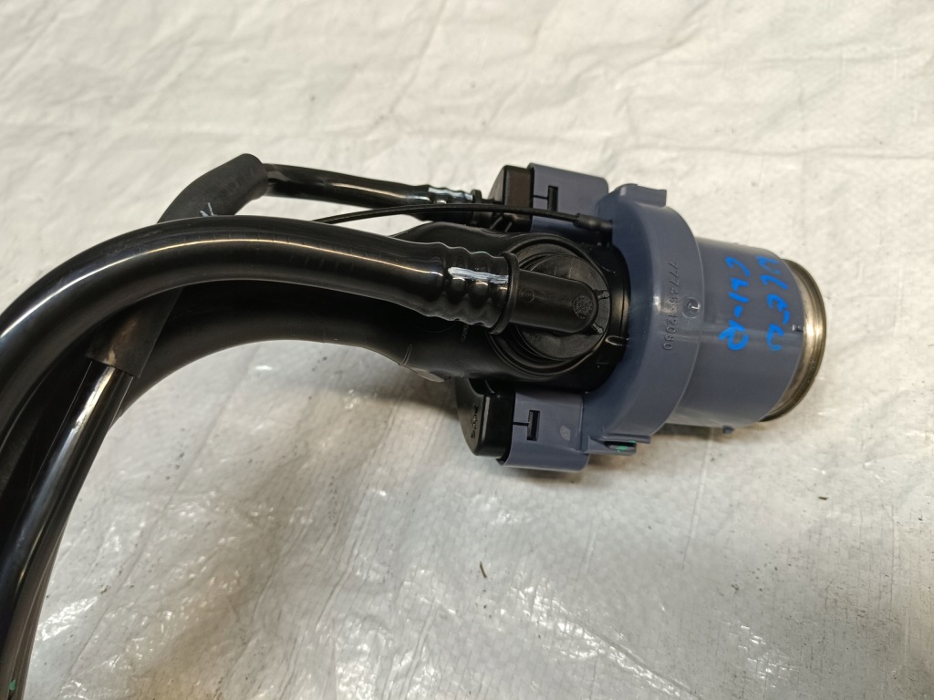 фото №7, Заливная горловина труба топлива toyota c-hr 19- 1.8 hybrid 77201-f4090 chr ch-r