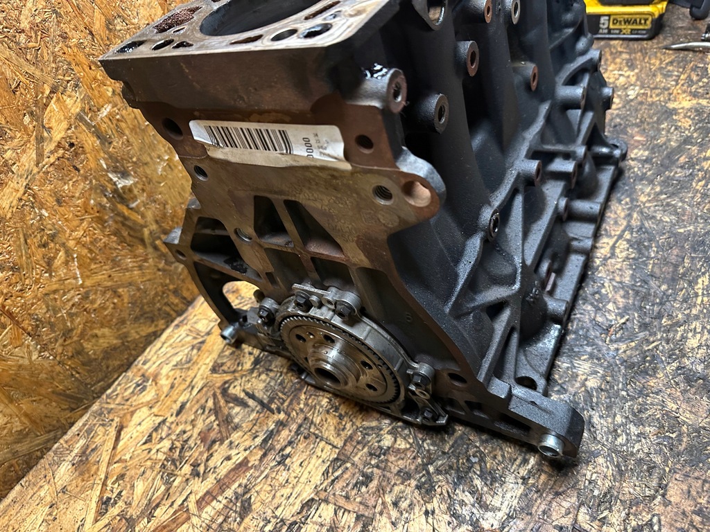 фото №13, Блок двигуна dół wał поршні 1.6 tdi cxx