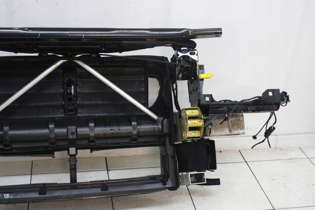 фото №9, Bmw 5 f10 f11 2009r- pas перед передний жалюзи шторка балка