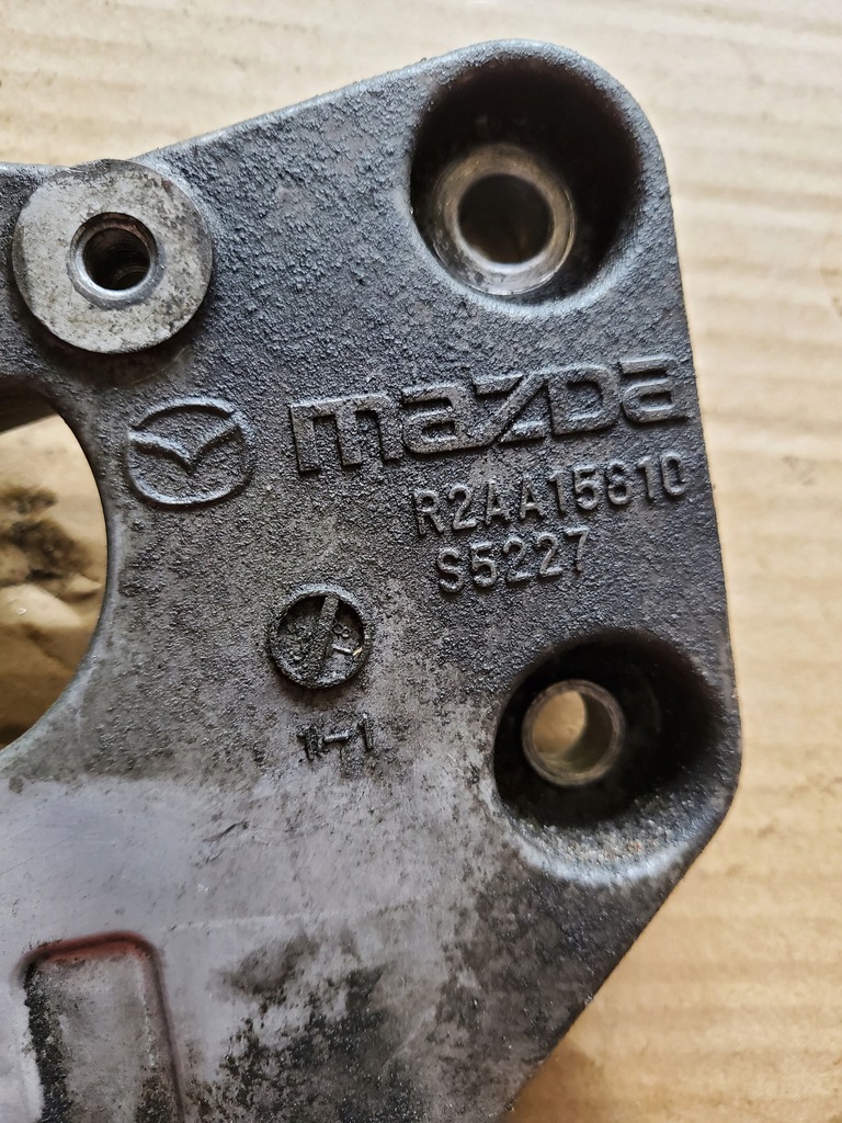 фото №3, Кронштейн основа кронштейн компресора mazda 6 gh 2.2d