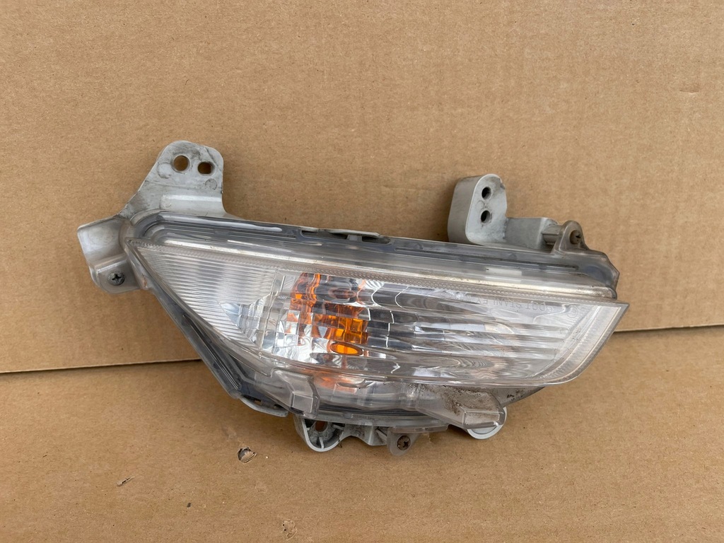 фото №1, Mazda 3 bm протитуманна фара лівий перед