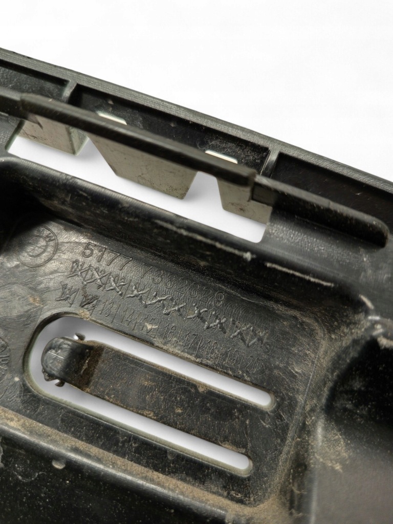 Bmw x1 f48 f49 7332329 направляющая накладки порога в Украине