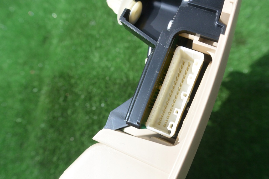 фото №9, Лампа потолочный освещение кабины lexus gs iii 450h