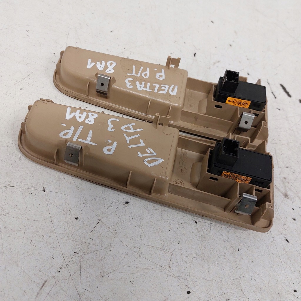 фото №13, Lancia delta 3 iii панель переключатель окон правый перед/зад 735474945 trw