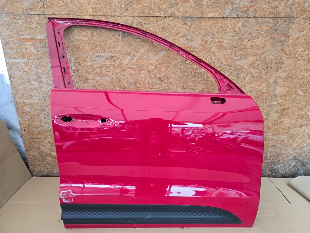 фото №1, Porsche macan дверь правое передние 95b