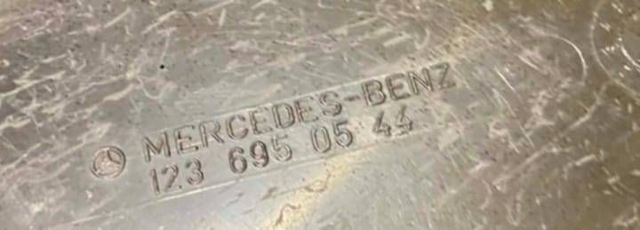 Mercedes-benz c123 купе накладка стійка c ліва datel 2,3-seria Зі Шроту