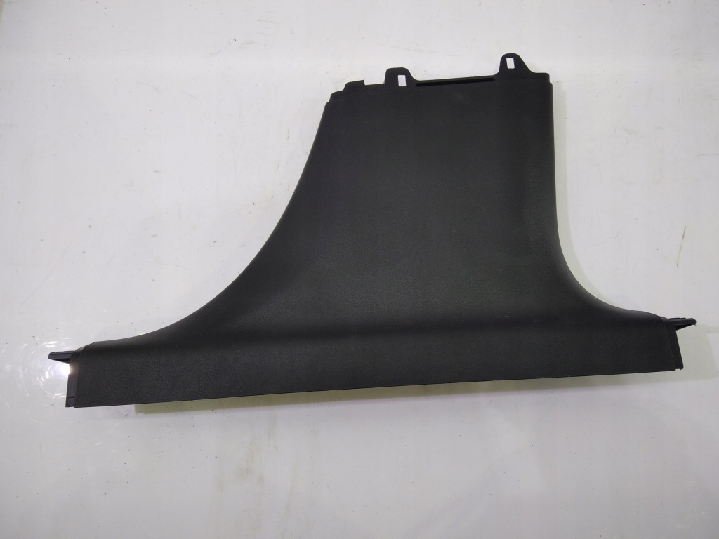 фото №1, Mercedes x247 glb правая защита среднего стойка