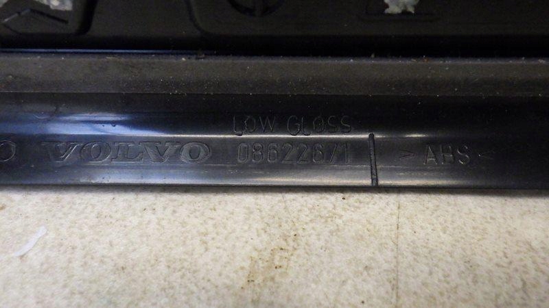 фото №6, Молдинг накладка порог перед volvo v50 08622671