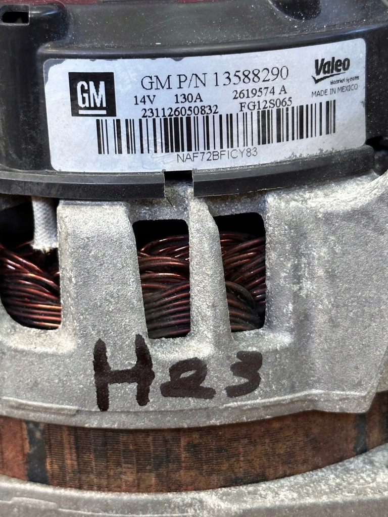 Генератор opel astra j facelift 2014 13588290 Недорого