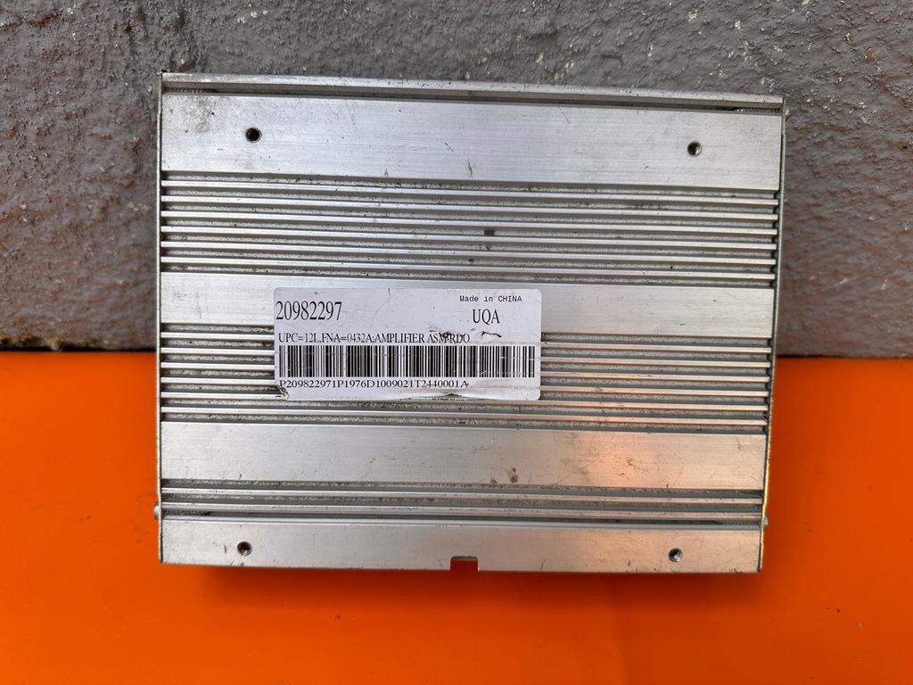 фото №1, Opel insignia a 20982297 усилитель аудио оригинал