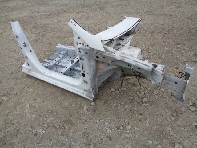 фото №2, Чверть лонжерон права передня renault megane iv довга