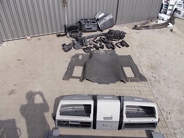 фото №7, Renault gama t range панель приладів перехідник з праворульна