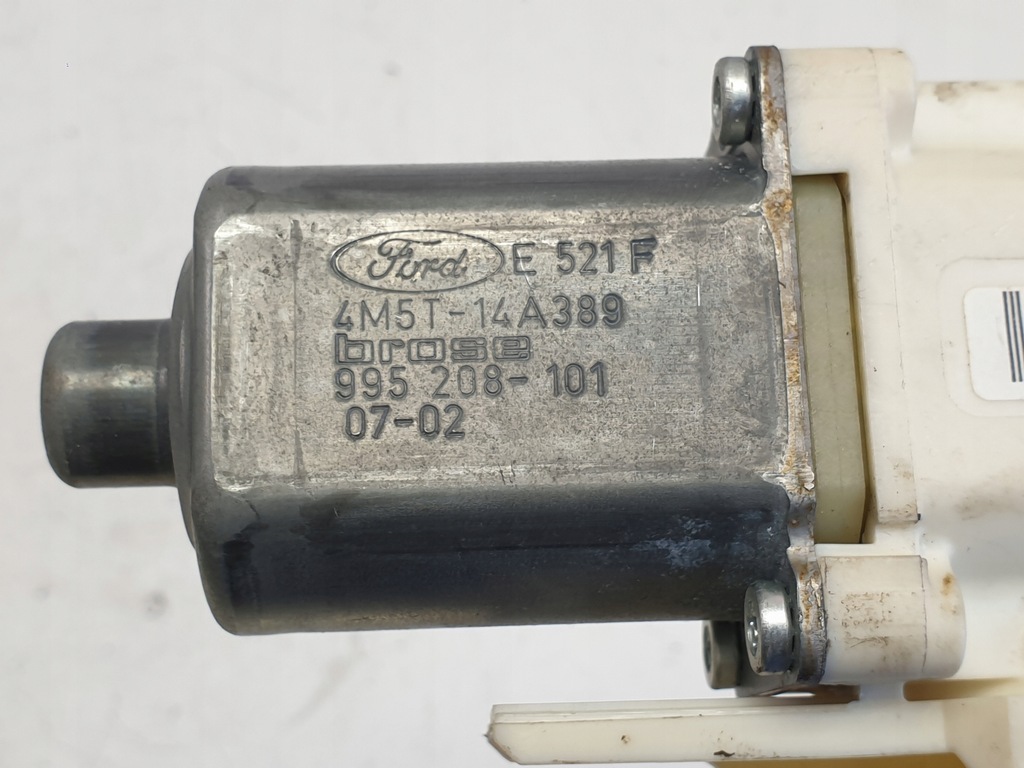 фото №9, Ford focus mk2 моторчик передней стекло левый