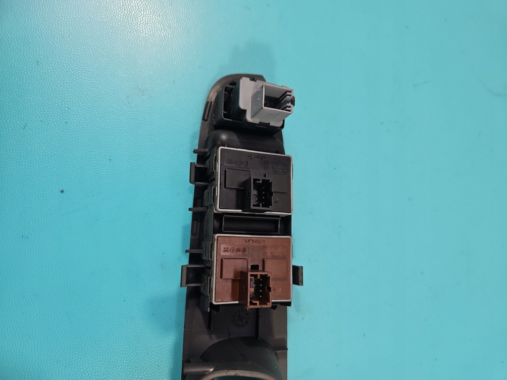 фото №7, Переключатель окон seat cordoba ii 6l 6l1867171c eu