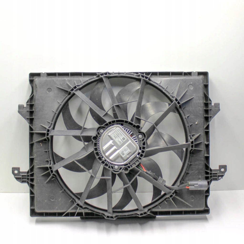 Купити Корпус вентилятора dodge ram 68268606ac