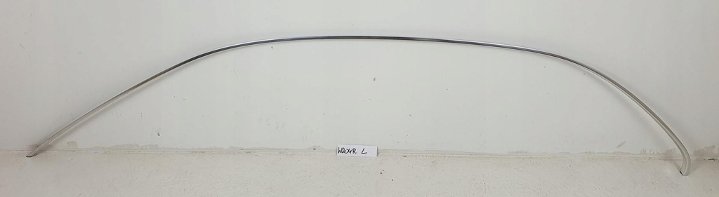 фото №1, Молдинг кузовна ліва mercedes w204 sedan