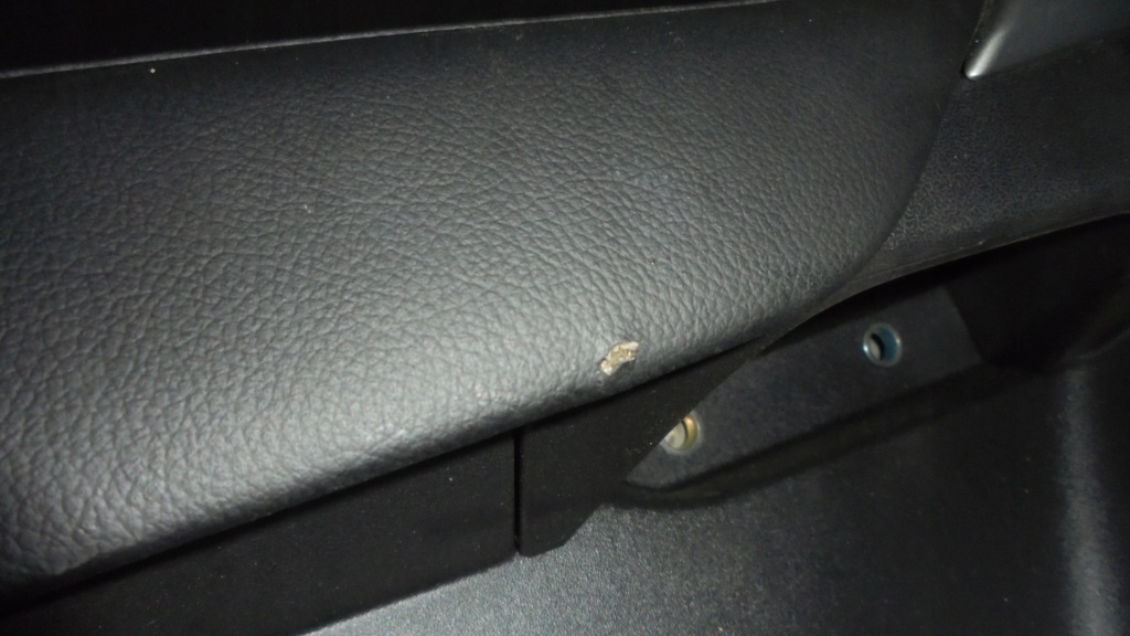 фото №3, Обшивка ліва задня volvo v40 ii d2 2014