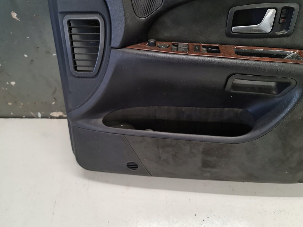 фото №5, Обшивка оббивка правий перед audi a8 d2 uk soul