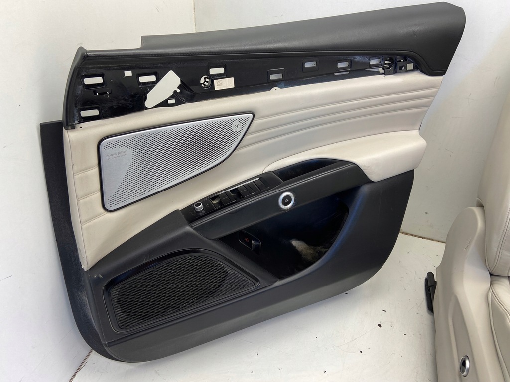 фото №12, Maserati grecale 2.0 mhev сидіння заднє сидіння комплект 2025r