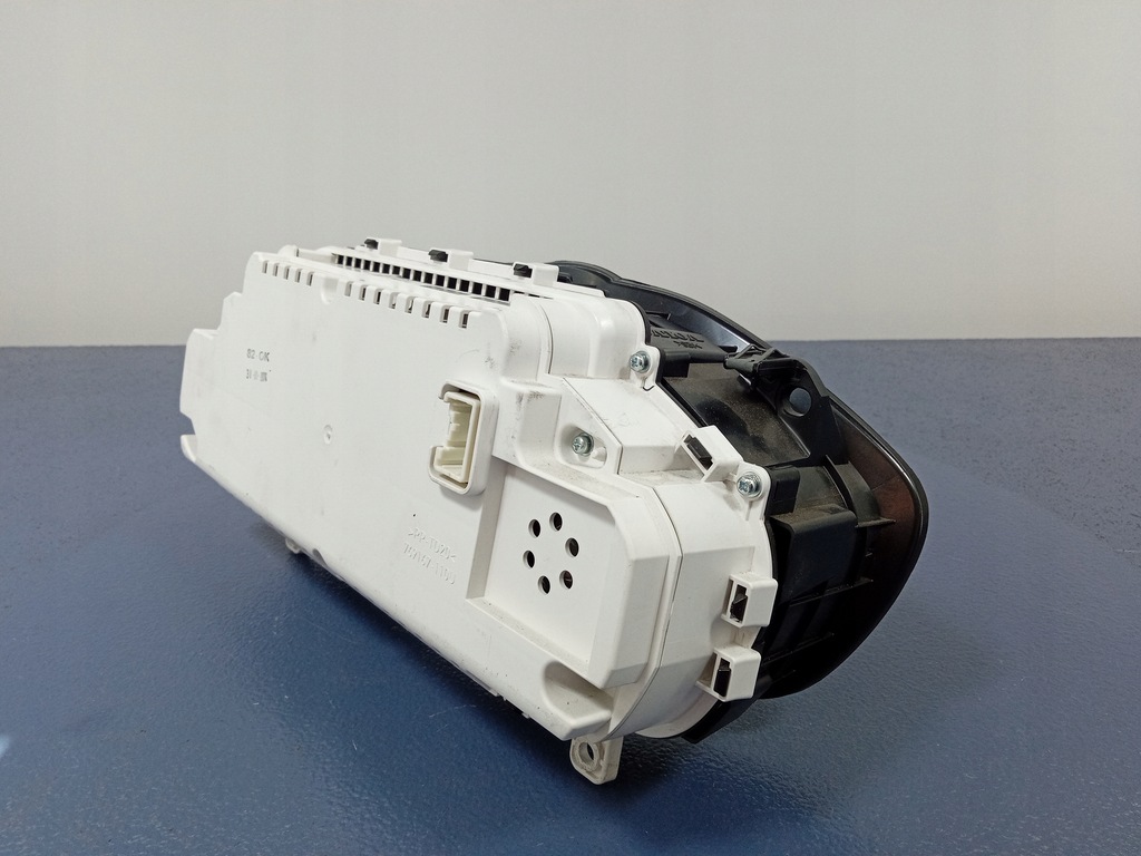 фото №8, Volvo v40 ii xc40 1.6d лічильник прилади eu 31412271