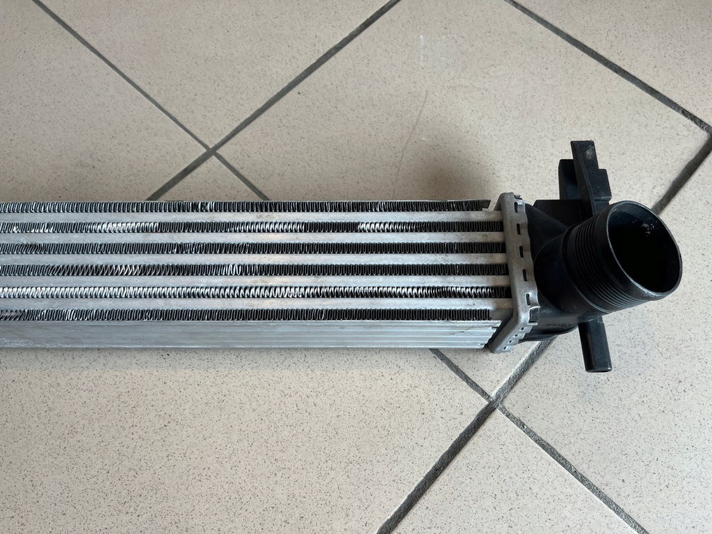 фото №10, Радіатор інтеркулер nisens audi a1 seat skoda vw