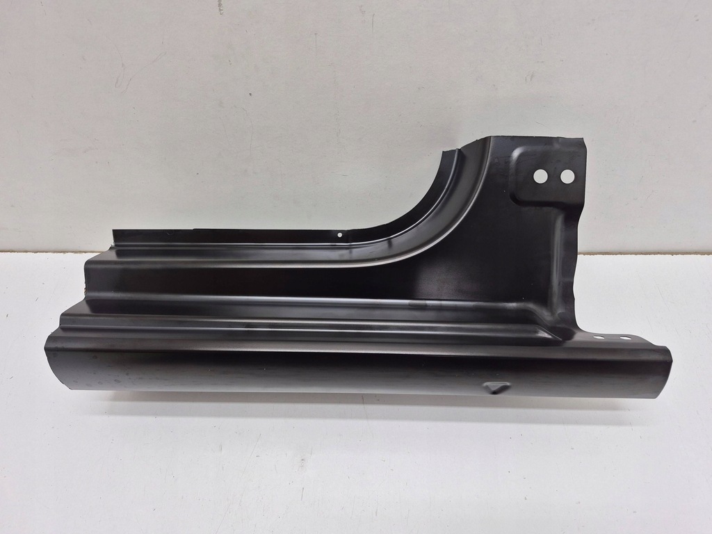 фото №1, Skoda scala порог правый