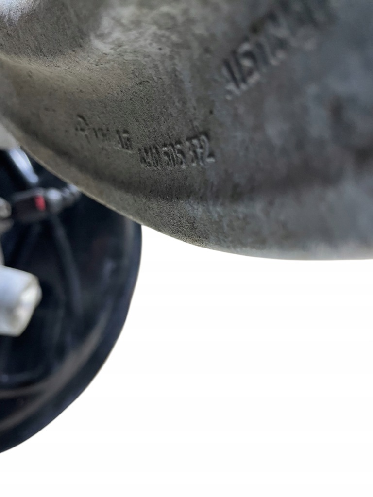 Підвіска праве  задні поворотний кулак амортизатор привідний вал важелі audi q7 4m0 Недорого