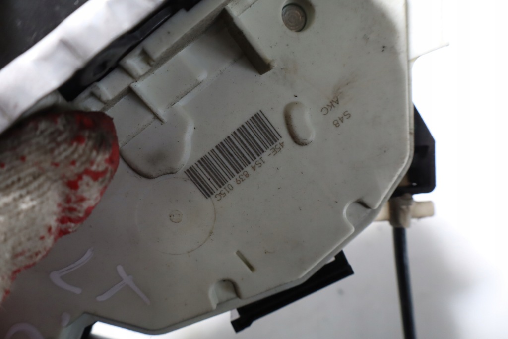 фото №4, Замок левый задняя дверь skoda fabia ii lift