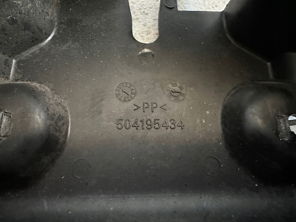 фото №8, Замок бардачка кабина защита iveco stralis hi way 504195434