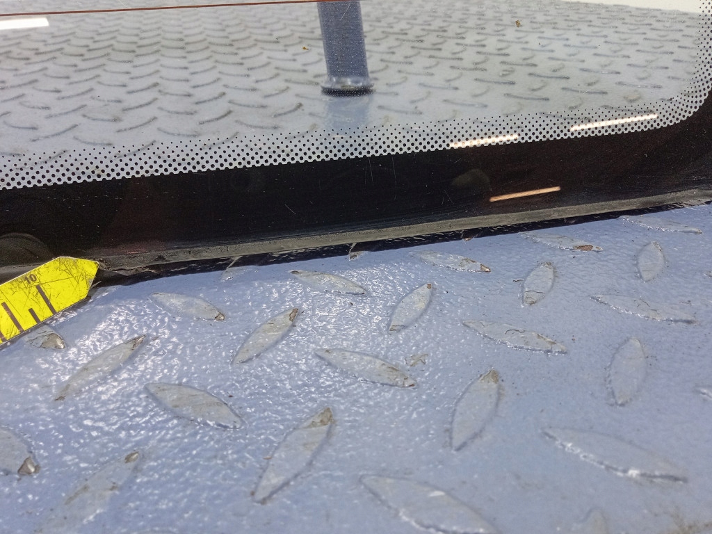 фото №13, Vw transporter t4 стекло дверь задняя левая