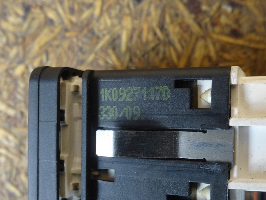 фото №11, Vw scirocco iii golf vi перемикач вимикач esp off 1k0927117d 5k0927117