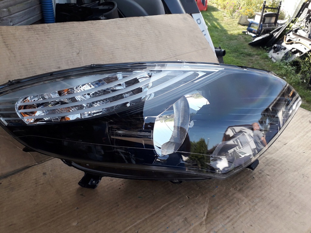 фото №3, Лампа правая renault scenic iii 09-