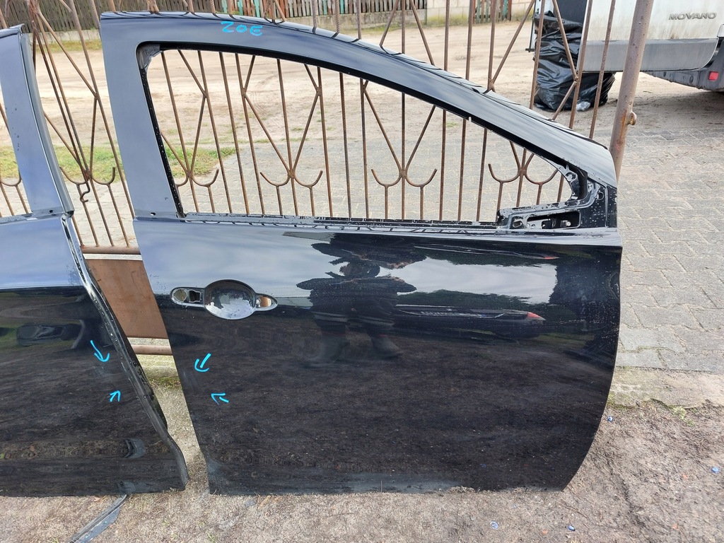 фото №1, Zoe дверь перед переднее правое renault zoe