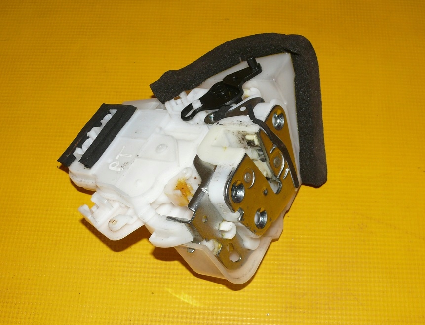 фото №1, Замок двері правий задня subaru legacy v 5 kombi