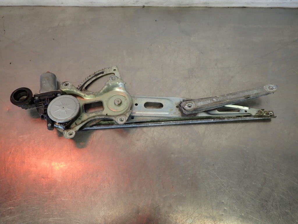 фото №1, Подъемник окон правый перед toyota urban cruiser